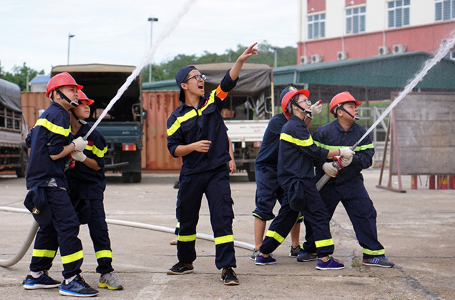 NHỮNG Y&Ecirc;U CẦU VỀ TRANG PHỤC CHỮA CH&Aacute;Y